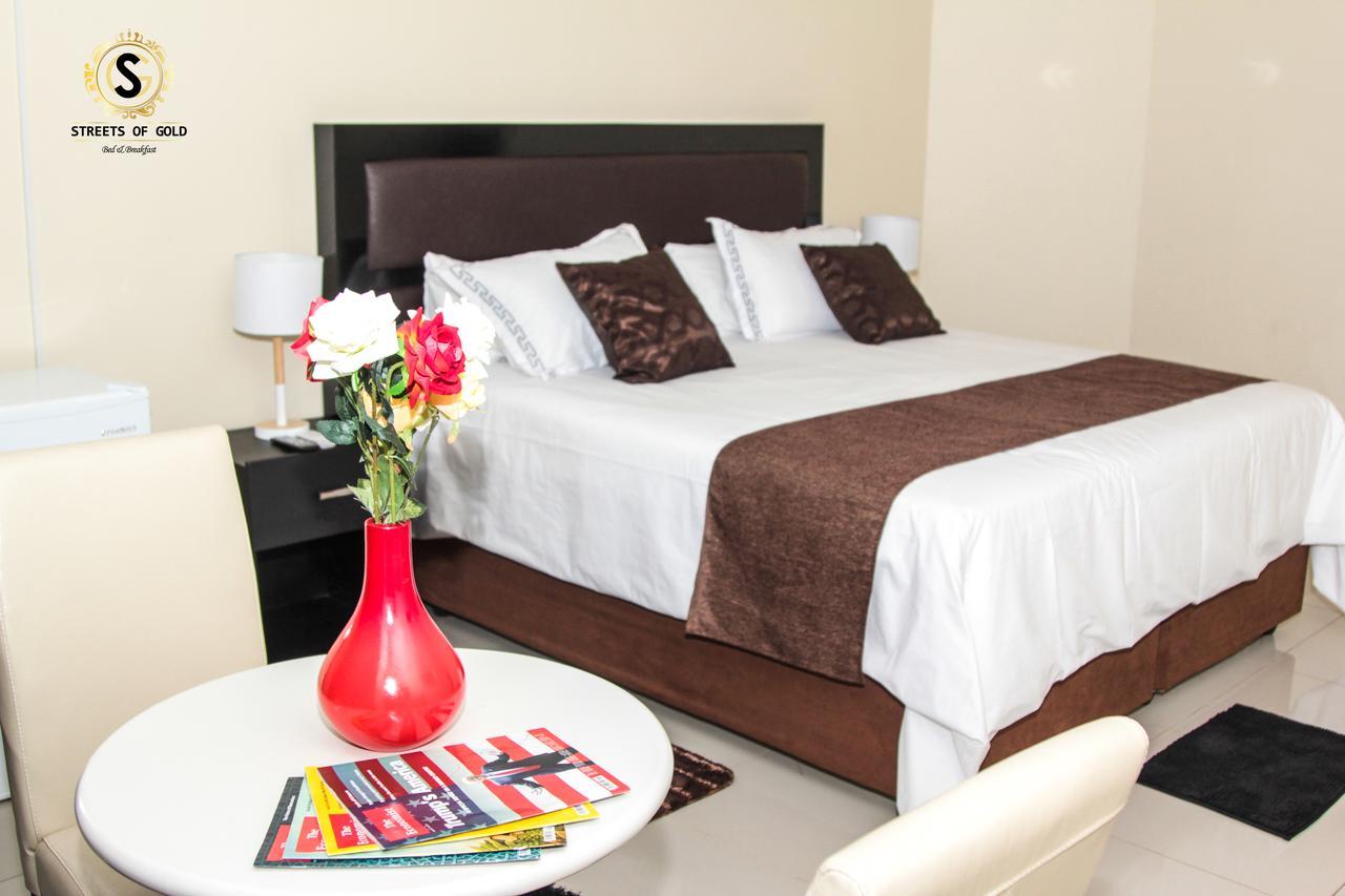 Streets Of Gold Guest House Gaborone Extérieur photo