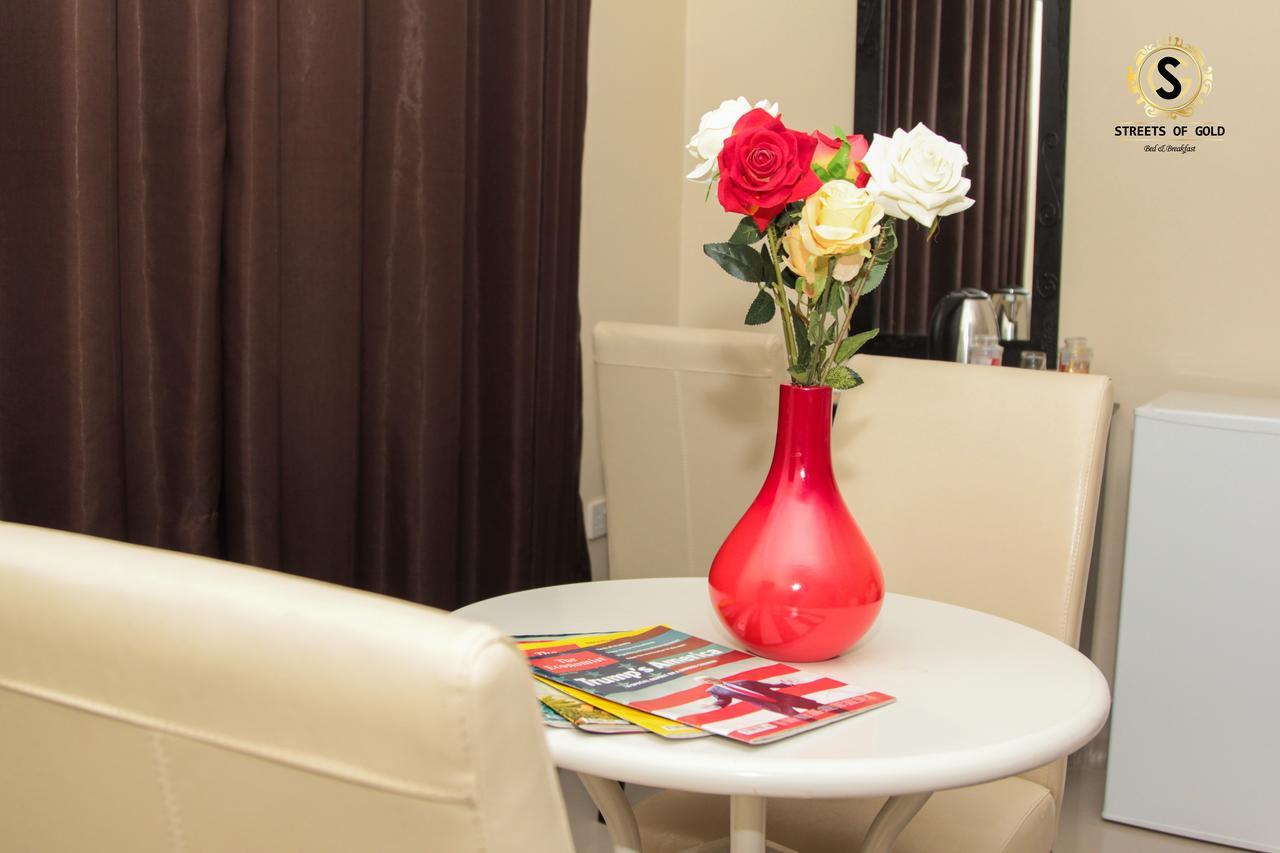 Streets Of Gold Guest House Gaborone Extérieur photo